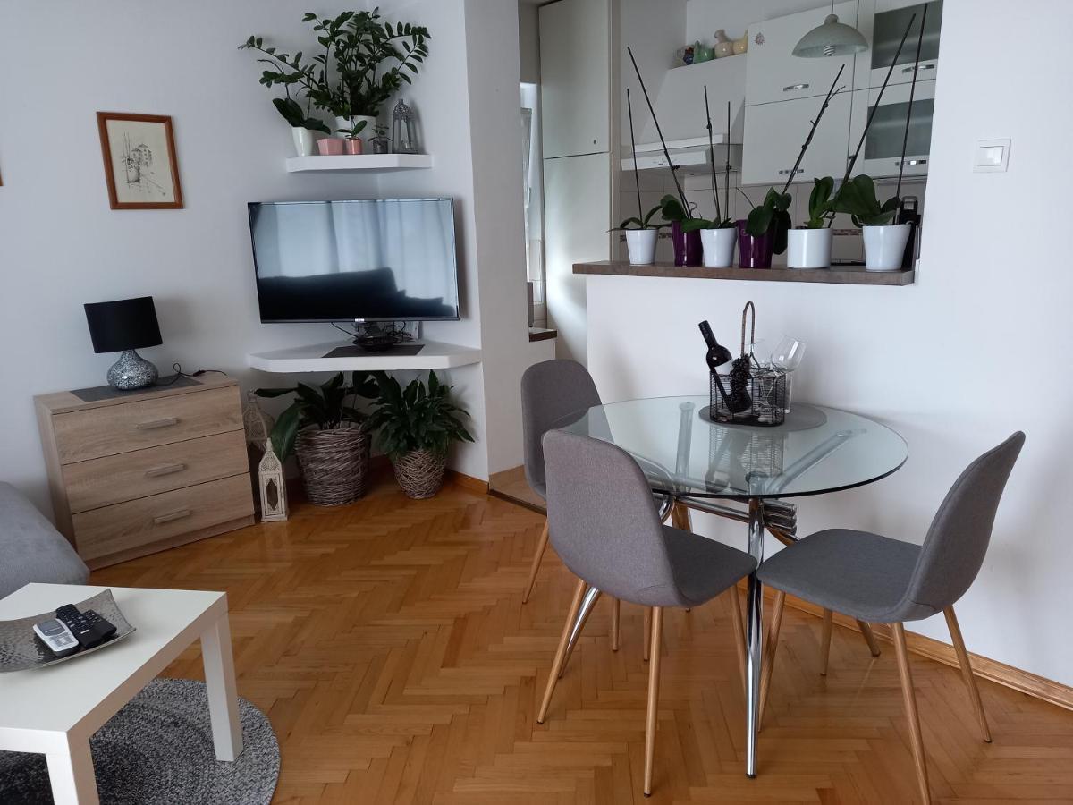 Apartments Anita Цриквеница Экстерьер фото