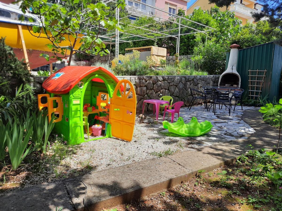 Apartments Anita Цриквеница Экстерьер фото